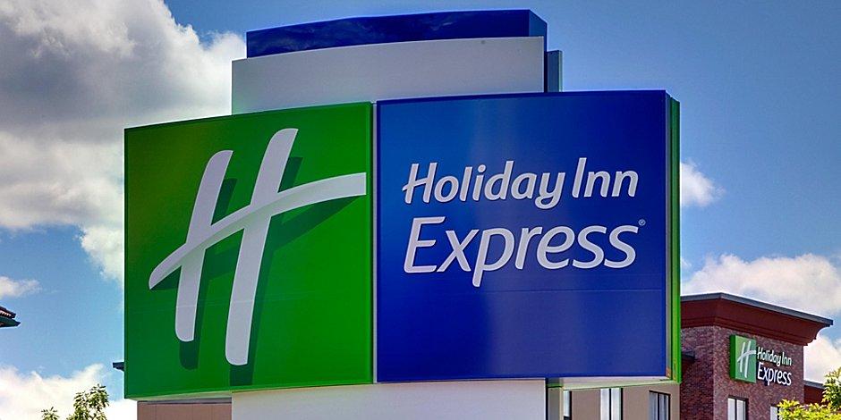 Holiday Inn Express Cambridge West - Cambourne By Ihg ภายนอก รูปภาพ