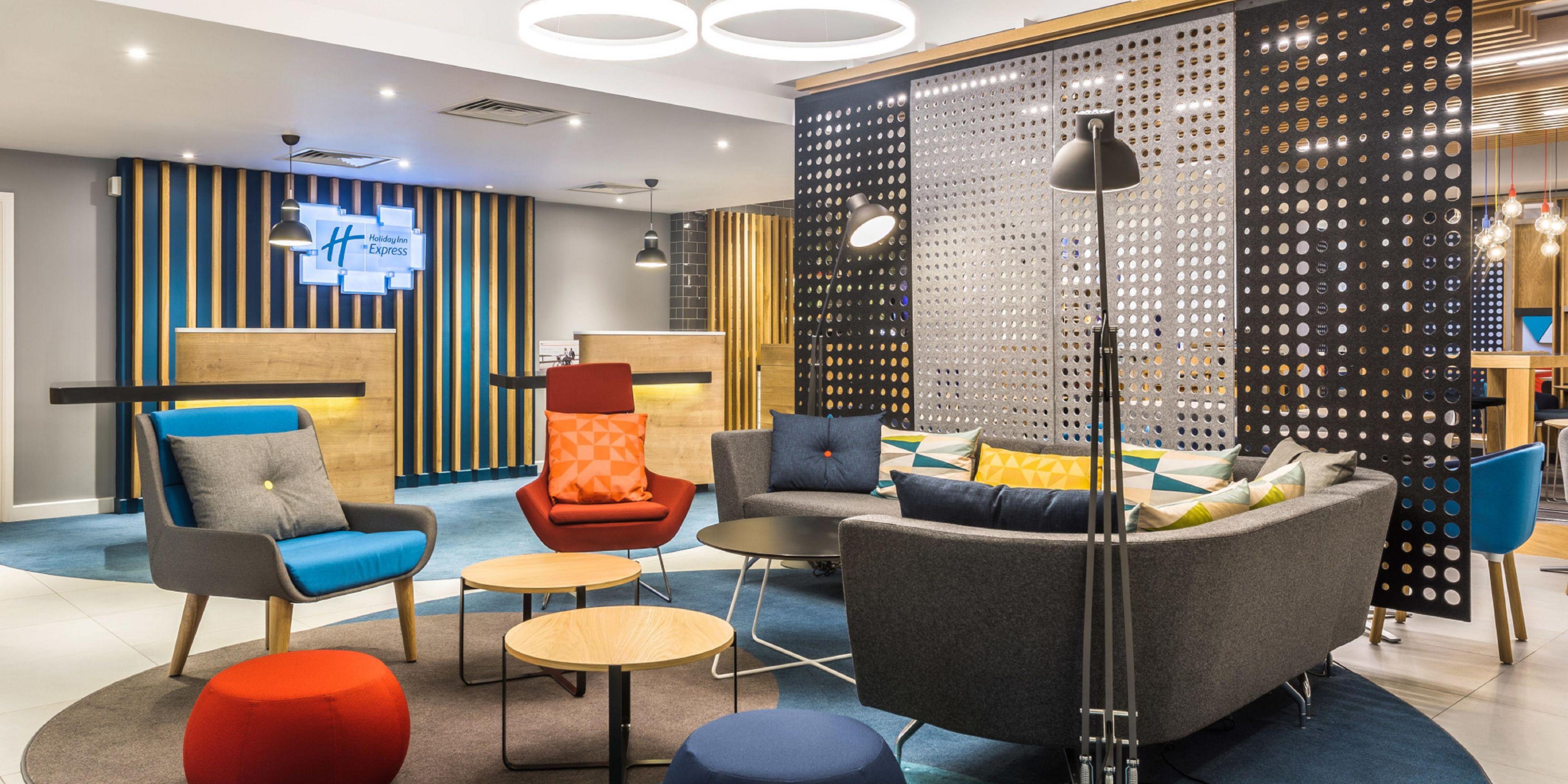 Holiday Inn Express Cambridge West - Cambourne By Ihg ภายนอก รูปภาพ